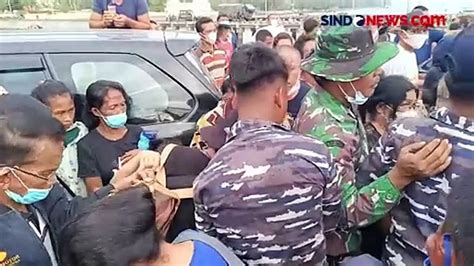 Kri Kakap Dikerahkan Evakuasi Ratusan Warga Terdampak Erupsi Gunung