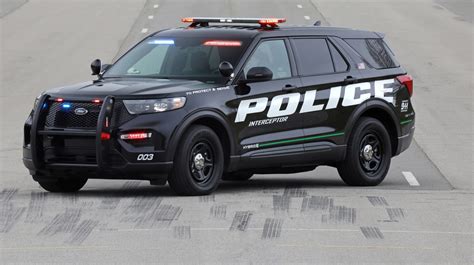 2022 Interceptor Utility One Of The Best Police Cars 21motoring Automotive Reviews