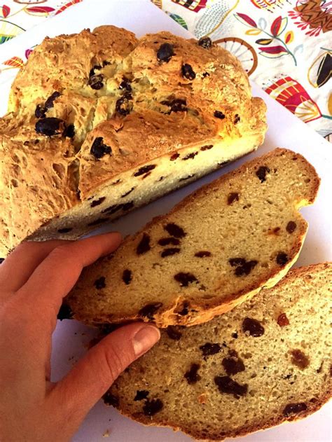 Easy Irish Soda Bread Recipe With Raisins – No Buttermilk Needed ...