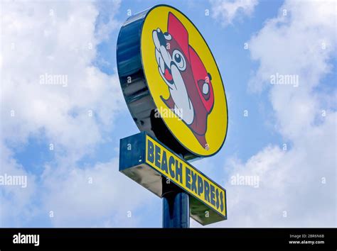 Alabama Buc Ees Hi Res Stock Photography And Images Alamy