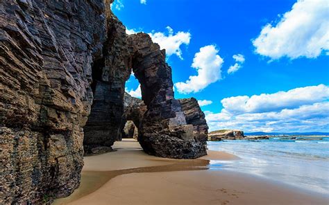 Untouched beaches in the natural parks of Galicia | Fascinating Spain