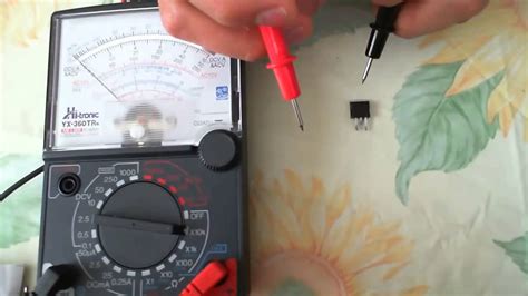 Prueba de transistor mosfet 2 con multímetro analogico curso de