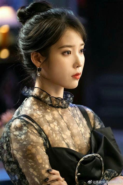 Iu Hotel Del Luna Wallpaper