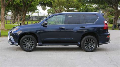 2020 Lexus GX 460 Review: Simple, Charming, Stupid