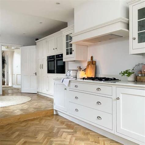 12 Herringbone Kitchen Floor Ideas to Instantly Upgrade Your Home