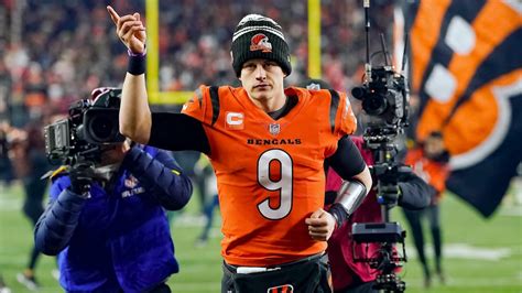 Joe Burrow Contract How Much Does The Bengals Superstar Qb Make Each Year