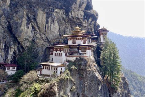 Bhutan Travel Guide The Mystic Land In The Himalayas