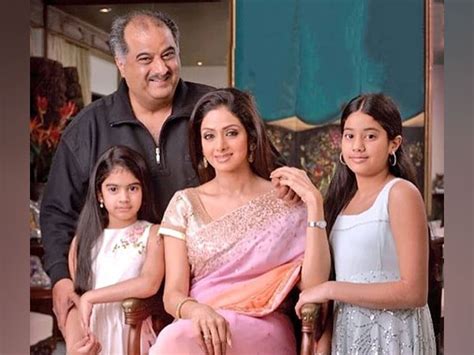 Boney Kapoor Khushi Kapoor Remember Sridevi On Her Birth Anniversary