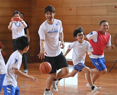 【朝刊先読み！】スサマジ・北川、大橋両選手が児童に夢追う大切さ語る 雲南市・寺領小 山陰中央新報デジタル