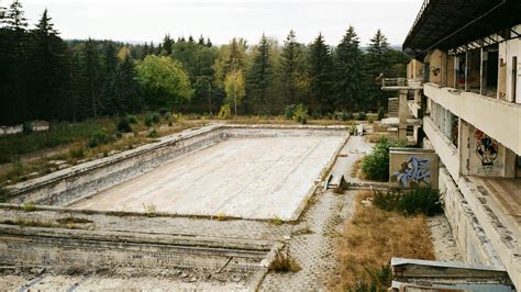 Los 7 hoteles abandonados más escalofriantes de España