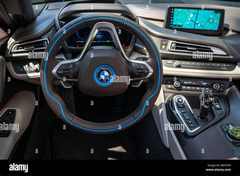 Bmw I8 Car Interior - Share 94 Images And 10+ Videos