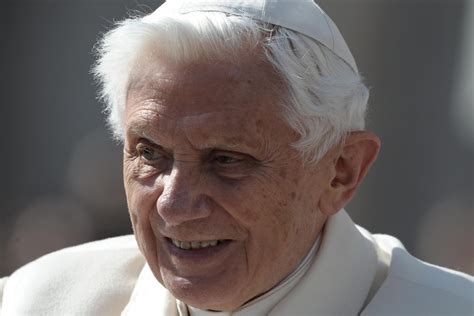 Emeritus Paus Benedictus XVI Overleden Een Echte Man Gods Is Van Ons