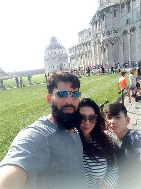 Misbah-ul-Haq Is Relishing Some Of His Post Retirement Time In Italy | Reviewit.pk