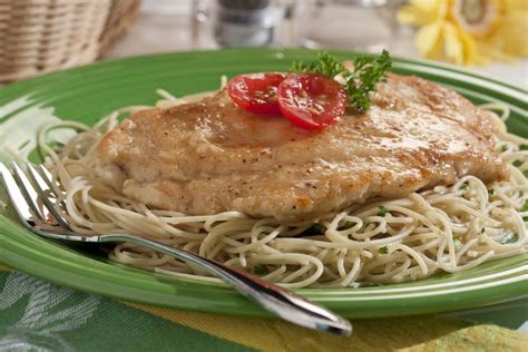 Chicken Scaloppine | MrFood.com