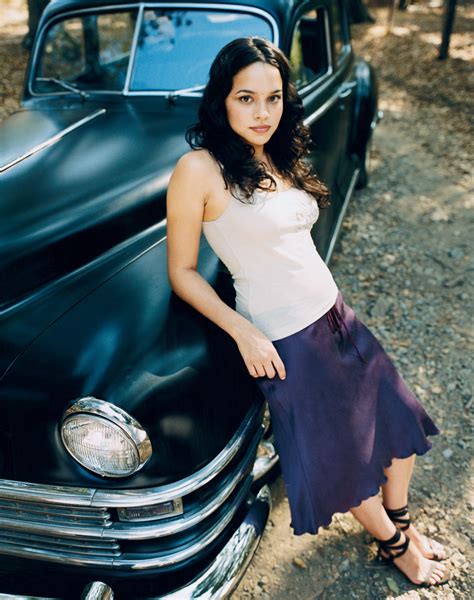 Norah Jones Photo Gallery High Quality Pics Of Norah Jones Theplace