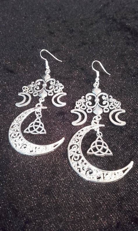 Triquetra Moon Earrings Gothic Occult Wiccan Gothic Witch Fleur De