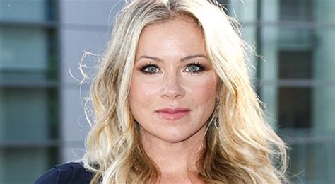 Christina Applegate Net Worth - Celebrity Biography, Profile and Income