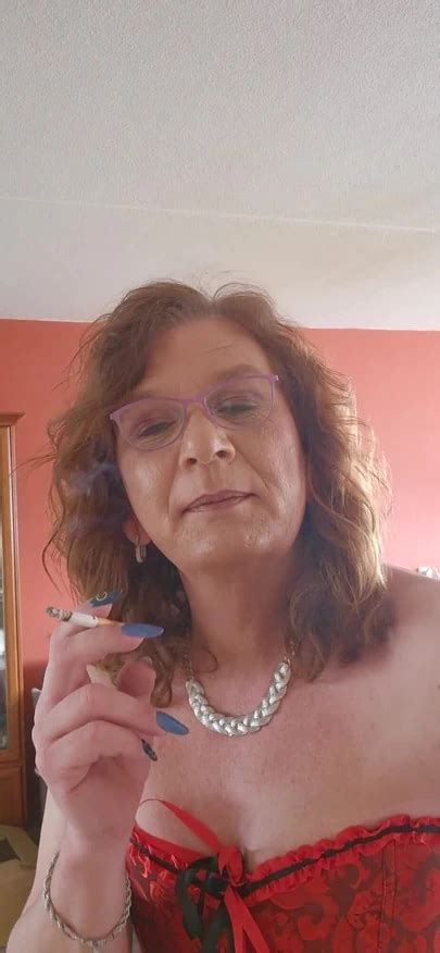 Thrilling Moment From Enjoying A Cigarette Shemale Amateur Porn Feat