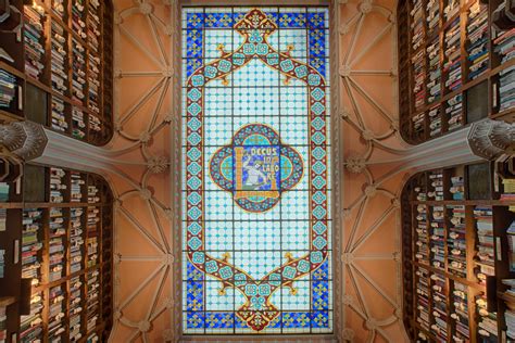 Livraria Lello Comércio História