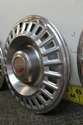 Oem Set Of Hub Caps Wheel Covers Pmd Pontiac