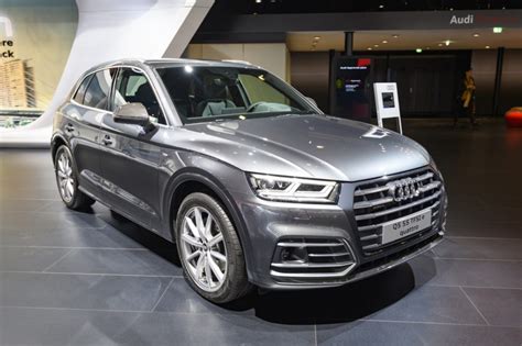 The 2021 Audi Q5 Plug In Hybrid Is Surprisingly More Powerful Than The Sq5