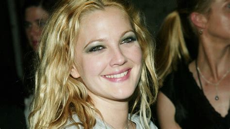Drew Barrymore Brought Back Her Charlie S Angels Blonde And Looks Exactly The Same Years