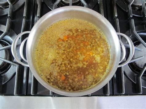 Tori Avey's Lemon Lentil Spinach Soup - Healthy and Flavorful