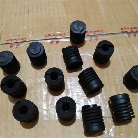 Jual Karet Stopper Stoper Ganjelan Kap Mesin Inova Innova Fortuner