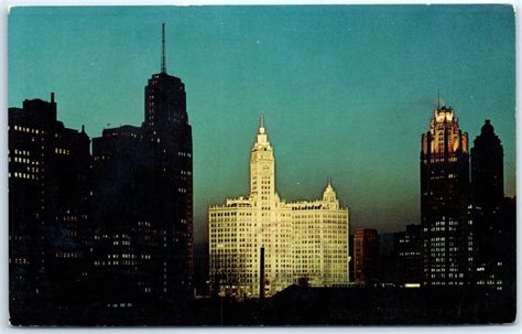 Chicago at Night - Skyline - Wrigley Building - Chicago Tribune Building - USA | United States ...