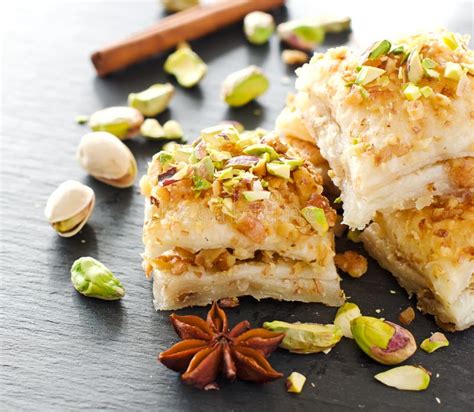 Baklava Turco Del Postre De Los Pasteles Del Pistacho Con Los Pistachos