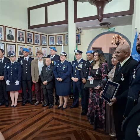 Secret Ria De Educa O De Cachoeirinha Recebe Medalha Do M Rito Dos