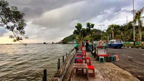 Pantai Melawai Tempat Nongkrong Di Balikpapan Yang Khas Dengan Kuliner