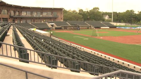 Beloit S Abc Supply Stadium Going Cashless For Sky Carp Games