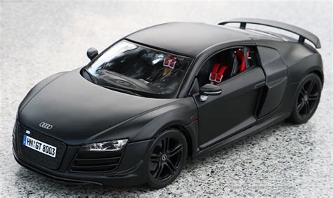 118 Maisto Premium Edition Audi R8 Gt Matte Black Diecast Car Model