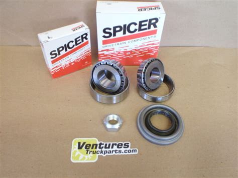 PINION BEARINGS NUT AND SEAL KIT FORD SUPER DUTY F250 AND F350 DANA 50