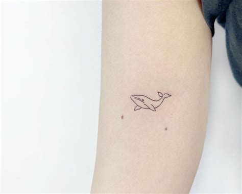 Pin di Naty su tatuaje ballena | Piccoli tatuaggi carini, Idee per ...