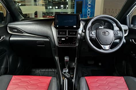 Toyota Yaris Facelift Premium S Thailand Debut Bm Paul Tan S