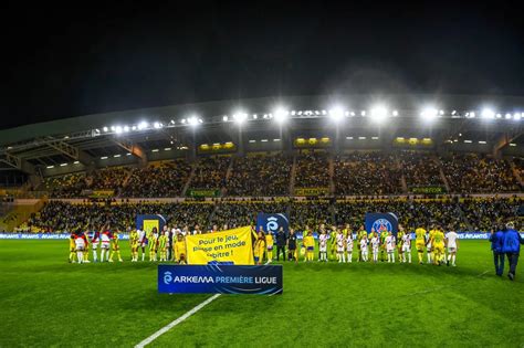 À la Beaujoire les féminines de Nantes font lhistoire Première