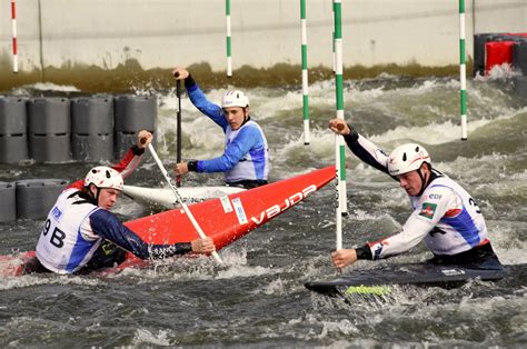 PHOTOS Canoë kayak Golbey Epinal Saint Nabord sacré champion de