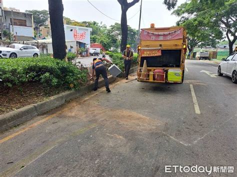 高雄男酒駕「撞路中分隔島」釀3車連環撞 3人受傷送醫 Ettoday社會新聞 Ettoday新聞雲