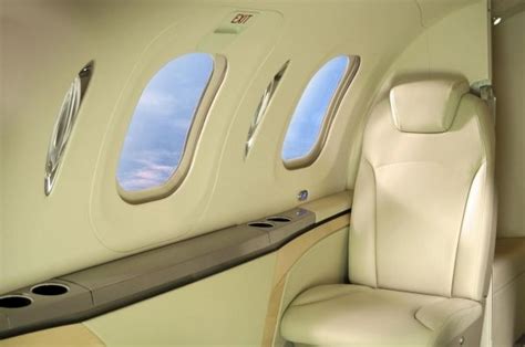 Honda shows off its first private jet