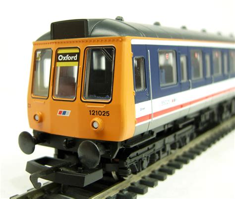 Hornby R2508A Class 121 Bubble Car Single Car DMU 55025 In Network