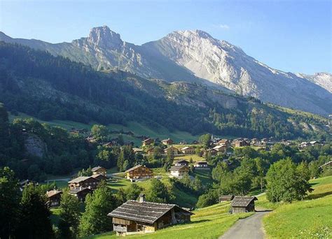 Ville Du Grand Bornand La Montagne En Famille C T De Lyon Citizenkid