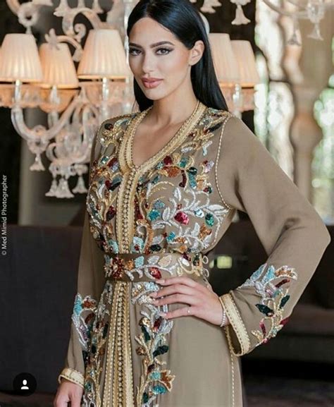 Pin by Sisouka28 on Caftan du Maroc القفطان المغربي Moroccan caftan