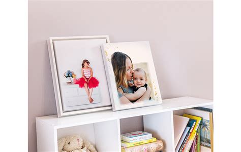 How to Choose Canvas Print Frames