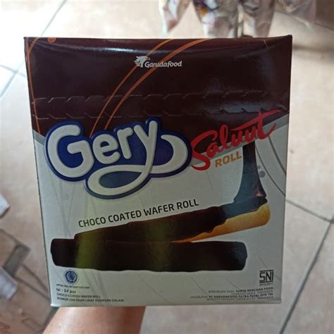 Jual Gery Saluut Roll Choco Coated Wafer Roll Di Lapak Star Big Bukalapak