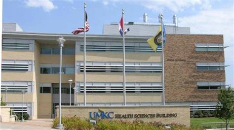 Online nursing graduate program receives high national ranking | UMKC ...