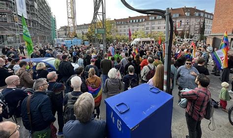 Glitzer statt Glatzen Keine Chance für rechte Hetze Bild des Tages