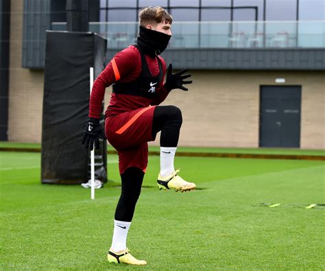 Photos: Harvey Elliott's injury rehab progresses - Liverpool FC