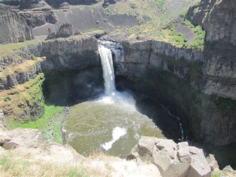 Flitzy Phoebie: Camping at Palouse Falls